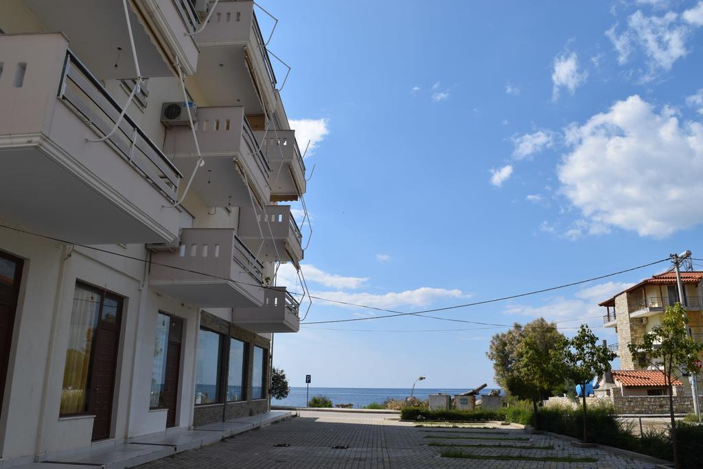 Sea Apartments Himarë Exterior foto